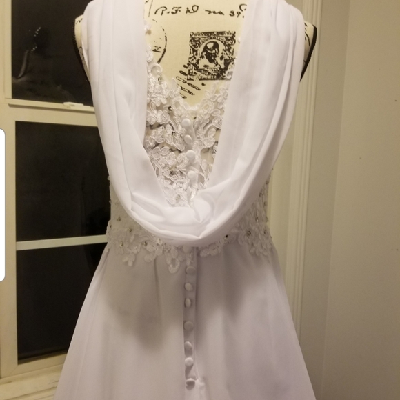 Wedding Gown (New but no tags) - Picture 4 of 4